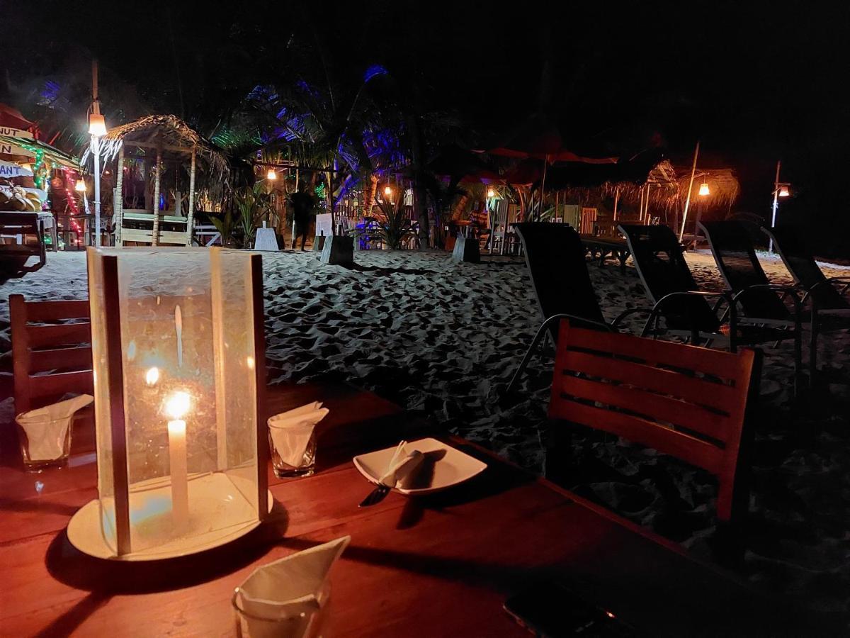 Blue Horizon Beach Hotel タンガラ エクステリア 写真