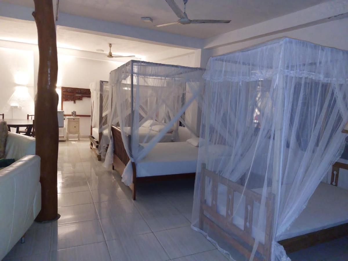 Blue Horizon Beach Hotel タンガラ エクステリア 写真