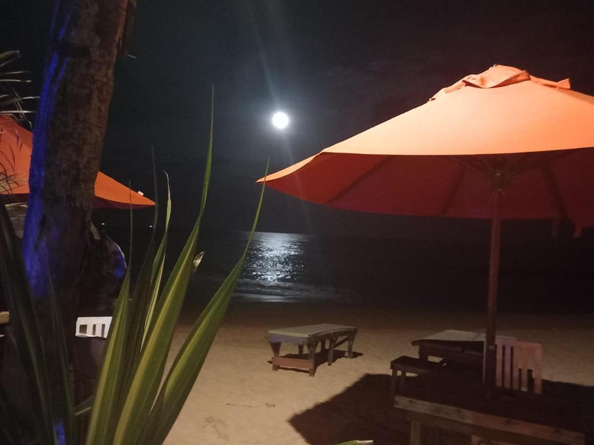 Blue Horizon Beach Hotel タンガラ エクステリア 写真
