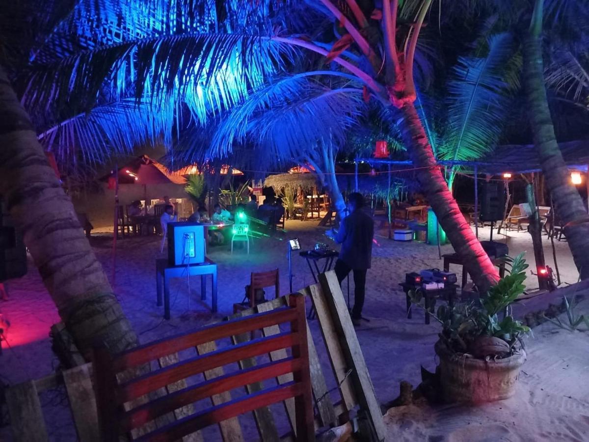 Blue Horizon Beach Hotel タンガラ エクステリア 写真