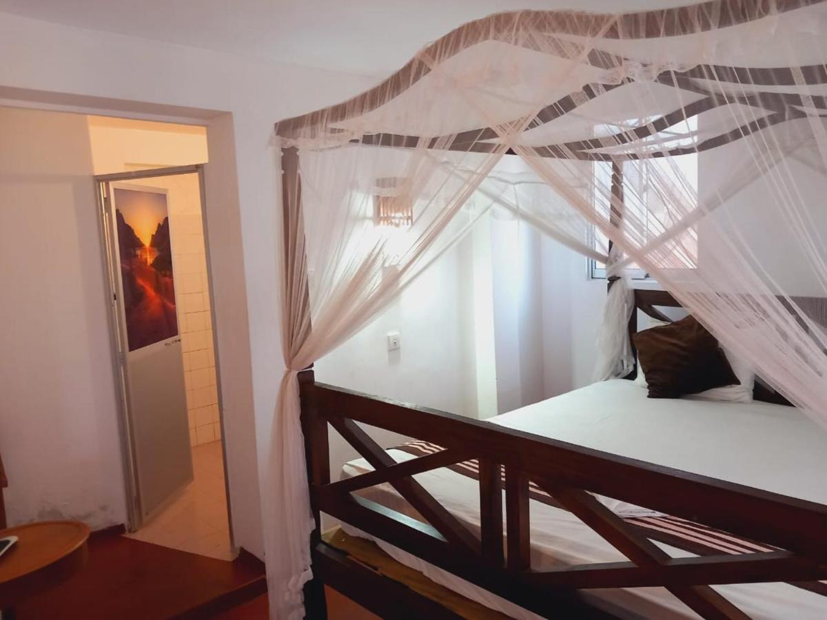 Blue Horizon Beach Hotel タンガラ エクステリア 写真