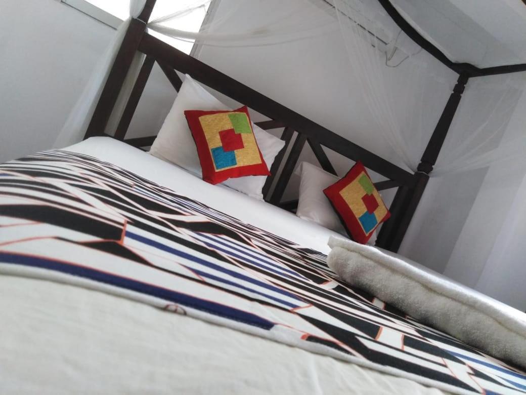 Blue Horizon Beach Hotel タンガラ エクステリア 写真